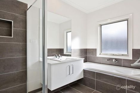 Property photo of 10/17 Blackwood Place Rosebud VIC 3939