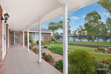 Property photo of 9 Lakeside Close Bonnells Bay NSW 2264
