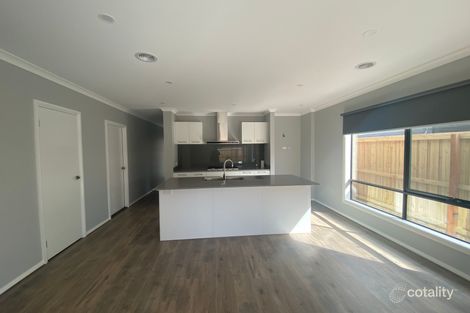 31 Sedate Dr, Rockbank, VIC 3335