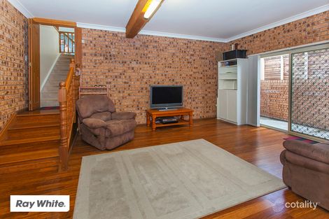 Property photo of 57 Hoskings Crescent Kiama Downs NSW 2533