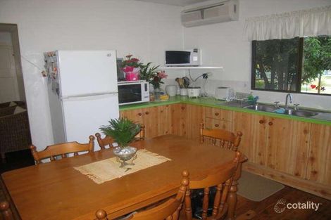 Property photo of 413 Kianawah Road Wynnum West QLD 4178