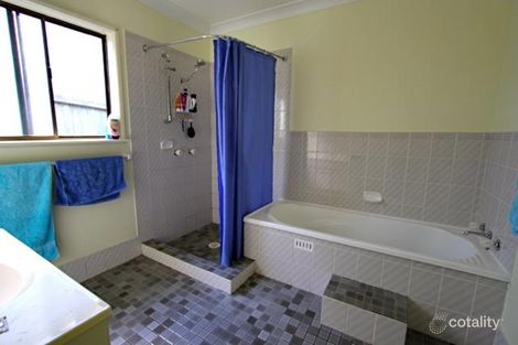 Property photo of 78 Wattle Street Fishermans Paradise NSW 2539