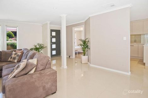 Property photo of 3 Simon Court Aberfoyle Park SA 5159