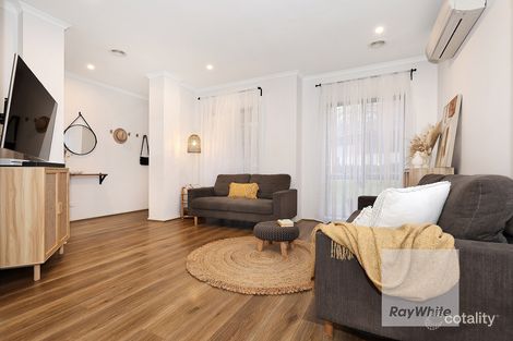 Property photo of 14 The Crest Attwood VIC 3049