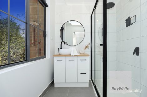 Property photo of 14 The Crest Attwood VIC 3049