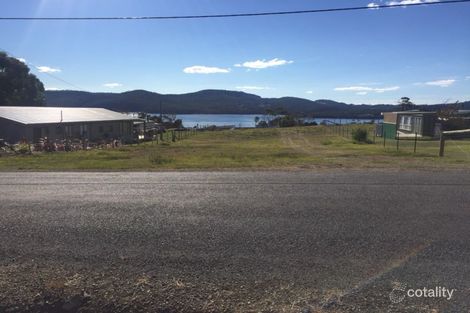 Property photo of 19 Wedge Avenue White Beach TAS 7184