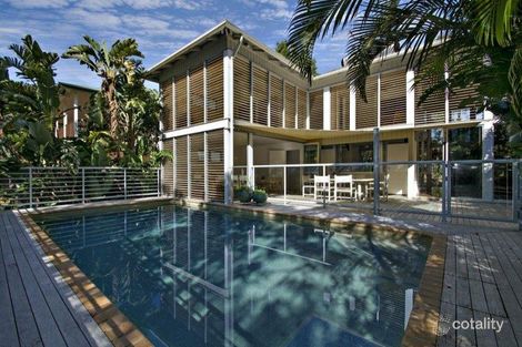 Property photo of 2 Silver Gull Court Sunshine Beach QLD 4567