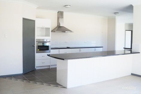 Property photo of 136 Woocoo Drive Oakhurst QLD 4650
