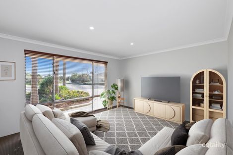 Property photo of 26 Portmarnock Circle Halls Head WA 6210