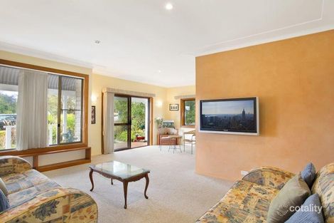 Property photo of 4 Travers Road Curl Curl NSW 2096