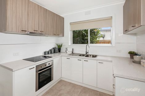 Property photo of 1/1110 Gregory Street Lake Wendouree VIC 3350