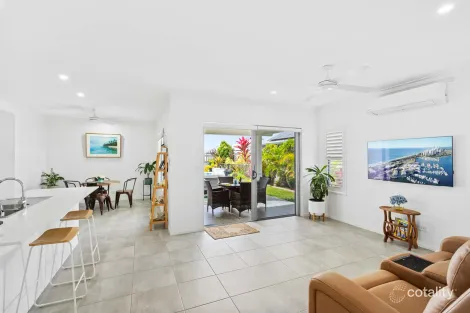 Property photo of 9 Rockingham Parade Smithfield QLD 4878