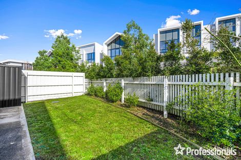Property photo of 18 Belsay Chase Chirnside Park VIC 3116
