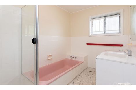 Property photo of 855 Cavendish Road Holland Park QLD 4121