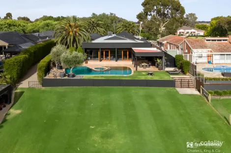 Property photo of 98 Wharparilla Drive Echuca VIC 3564