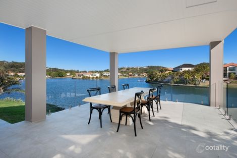 15 Saint Helens Ct, Burleigh Waters, QLD 4220