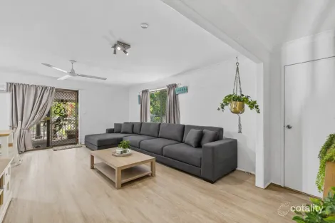 Property photo of 28 Racecourse Road Barmaryee QLD 4703