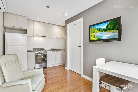 Property photo of 5 Delphin Court Narre Warren VIC 3805