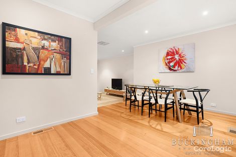 Property photo of 17 Amaroo Way Yallambie VIC 3085