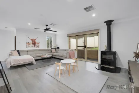 Property photo of 9 Eucalyptus Grove Buxton NSW 2571