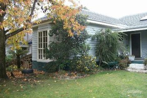 24 Lindsay Ave, Nunawading, VIC 3131