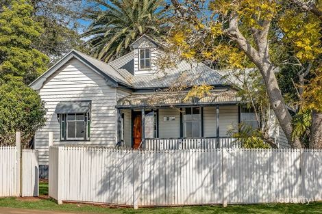224 South St, South Toowoomba, QLD 4350