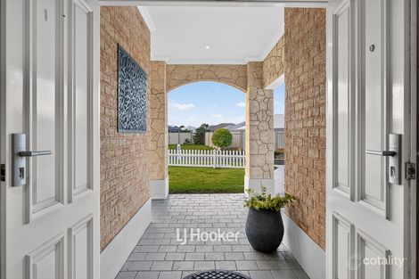 Property photo of 14 Libra Way Australind WA 6233