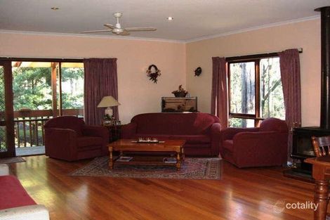 Property photo of 3 Aclare Road Cockatoo VIC 3781