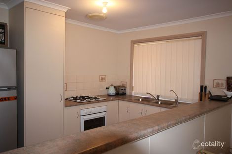 Property photo of 33 Brooks Circuit Woodcroft SA 5162