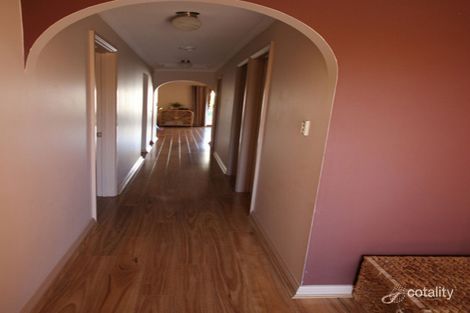 Property photo of 33 Brooks Circuit Woodcroft SA 5162