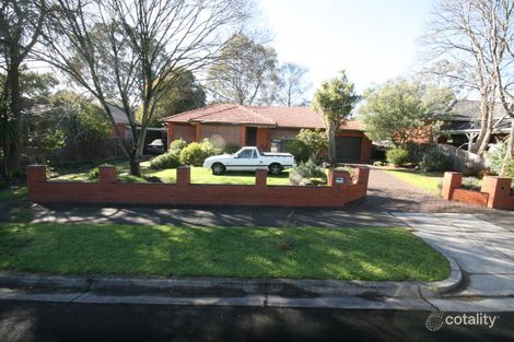 4 Gardenia St, Croydon South, VIC 3136