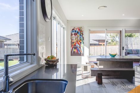 Property photo of 8 Gazelle Crescent Fletcher NSW 2287