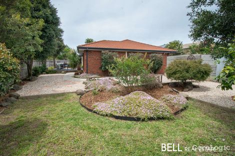 Property photo of 1 Barber Court Berwick VIC 3806