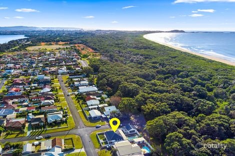 Property photo of 39 Ocean Street Windang NSW 2528