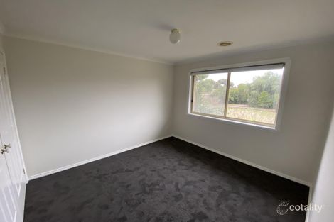 Property photo of 14 Oakwood Crescent Hoppers Crossing VIC 3029