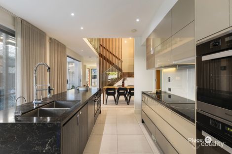 Property photo of 18 Harding Street Hendra QLD 4011