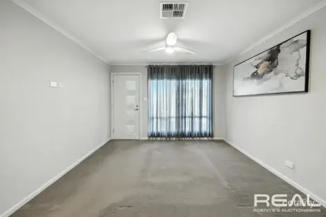 Property photo of 79/60A Strathaird Boulevard Smithfield SA 5114