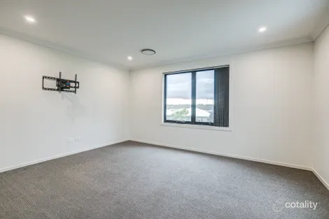 Property photo of 10 Coringley Road Greenbank QLD 4124