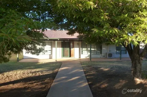 22 York St, Boulder, WA 6432
