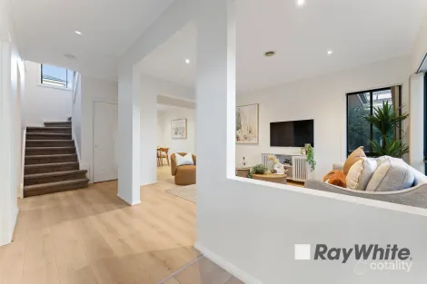 Property photo of 21 Amhurst Drive Narre Warren South VIC 3805