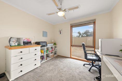 Property photo of 14 Bluegrass Crescent Pakenham VIC 3810
