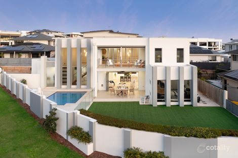 Property photo of 13 Skyline Crescent Carindale QLD 4152