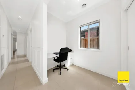 Property photo of 45 Yarradale Drive Mickleham VIC 3064