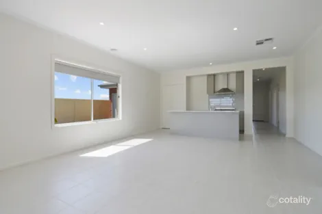 Property photo of 64 Windlass Avenue Mooroopna VIC 3629