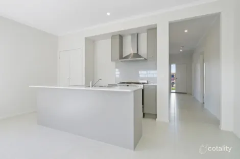 Property photo of 64 Windlass Avenue Mooroopna VIC 3629