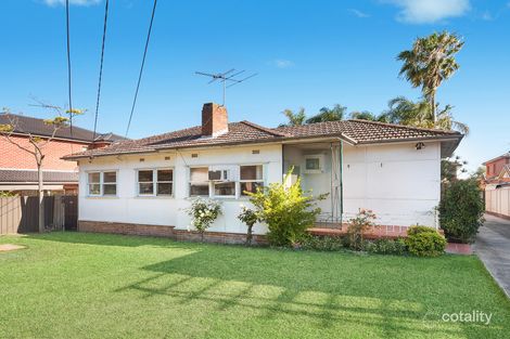 18 Napoleon Rd, Greenacre, NSW 2190