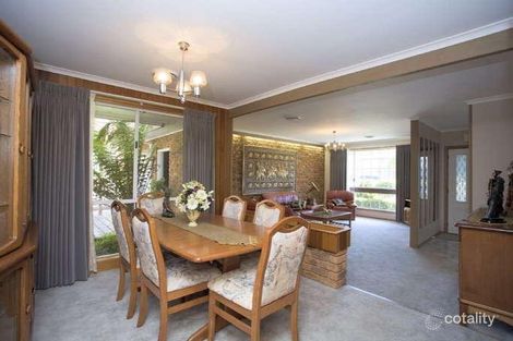 Property photo of 19 Prince Albert Crescent Taylors Lakes VIC 3038