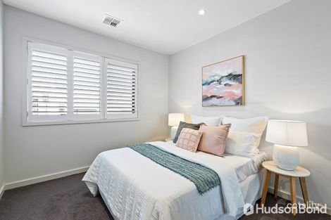 Property photo of 30 Stables Circuit Doncaster VIC 3108