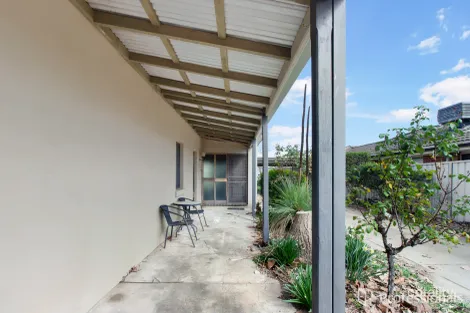 12 Gossett St, Wagga Wagga, NSW 2650