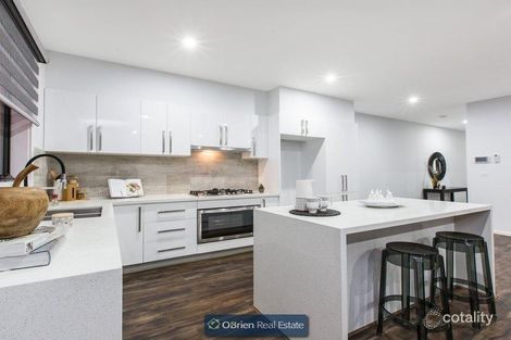 Property photo of 2 Santa Monica Place Berwick VIC 3806